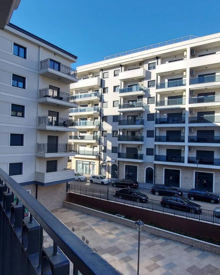 Impressive apartment Trebinje Esterno foto